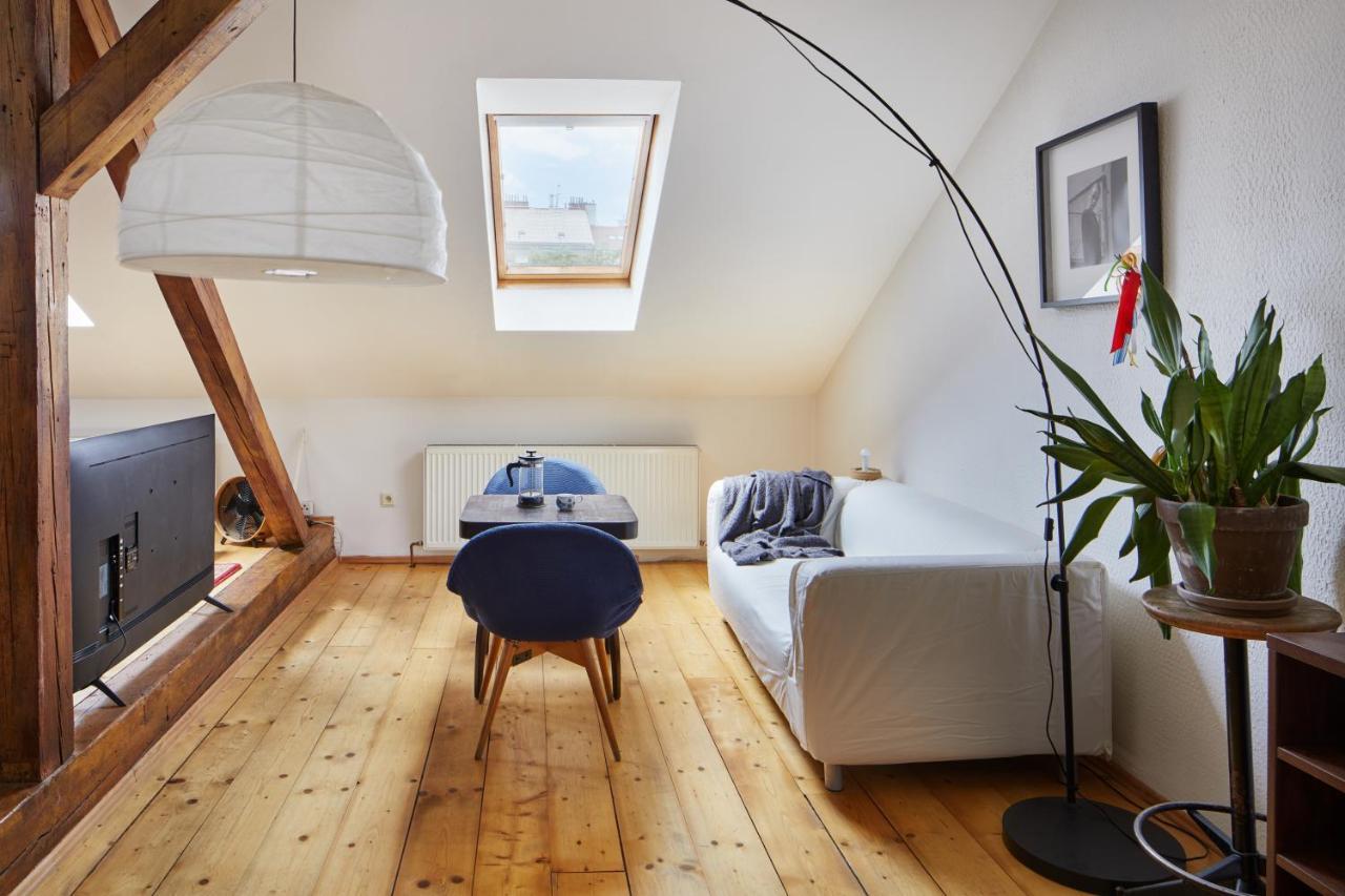Prague Days - Sunlit Attic Loft In Vinohrady Apartment Luaran gambar