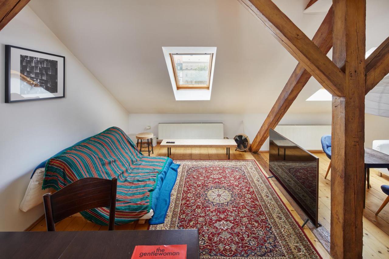 Prague Days - Sunlit Attic Loft In Vinohrady Apartment Luaran gambar