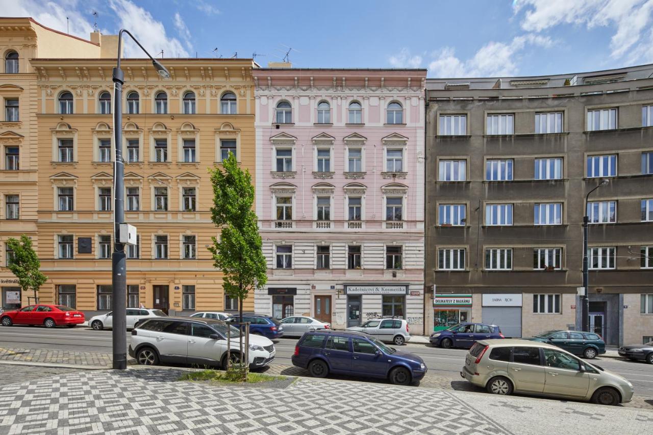 Prague Days - Sunlit Attic Loft In Vinohrady Apartment Luaran gambar